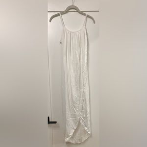 NWOT - Simple white below-knee spaghetti strap dress w/ tulip slit (size S) 🌷🤍